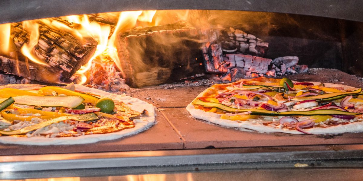 Wood Fired Pizza Delivered Direct To Your Holiday Cottage
